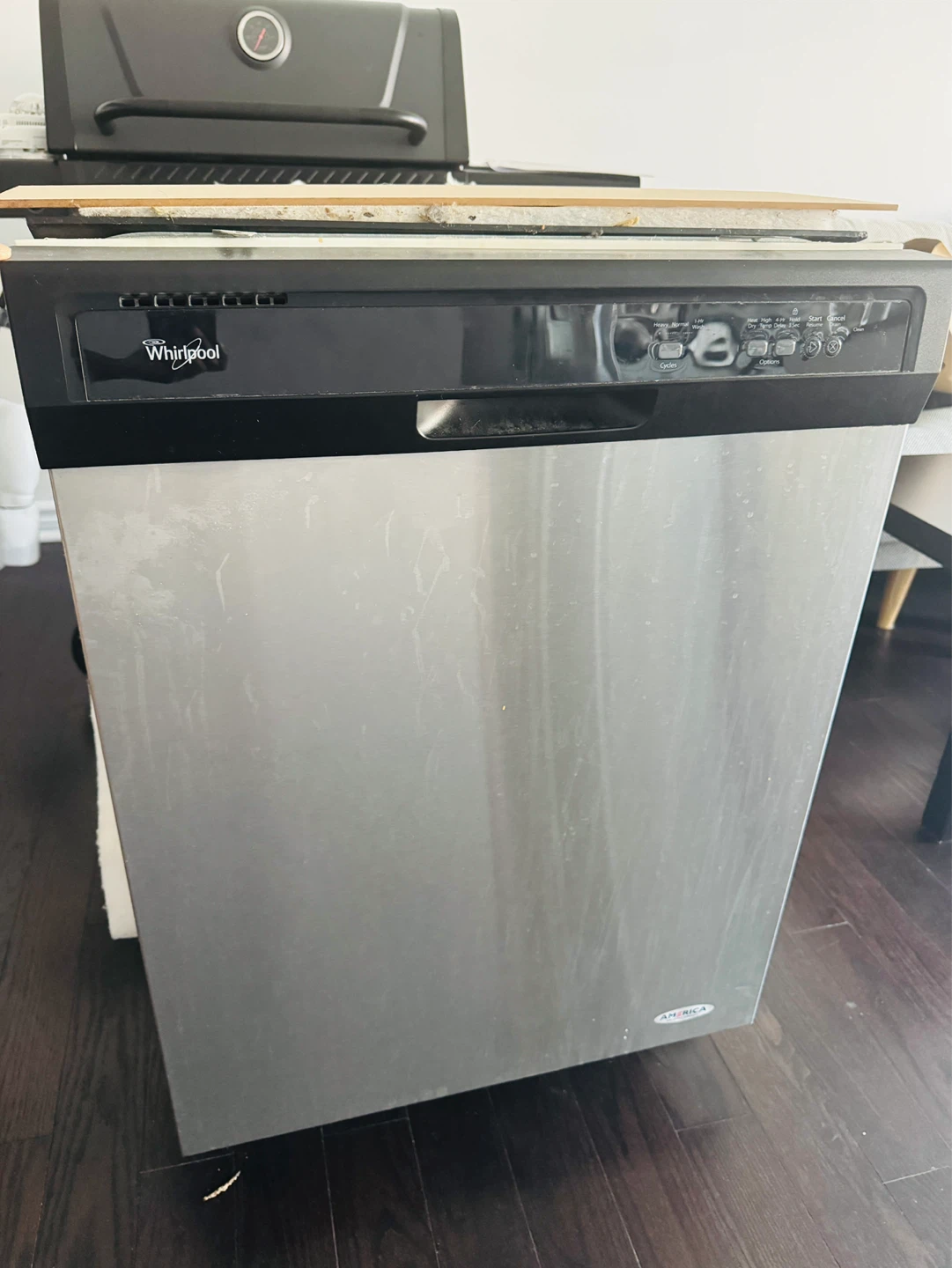 Whirlpool Dishwasher