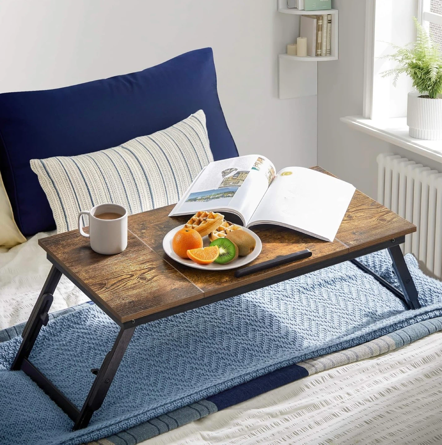 Brand new Adjustable Laptop Bed Tray Table
