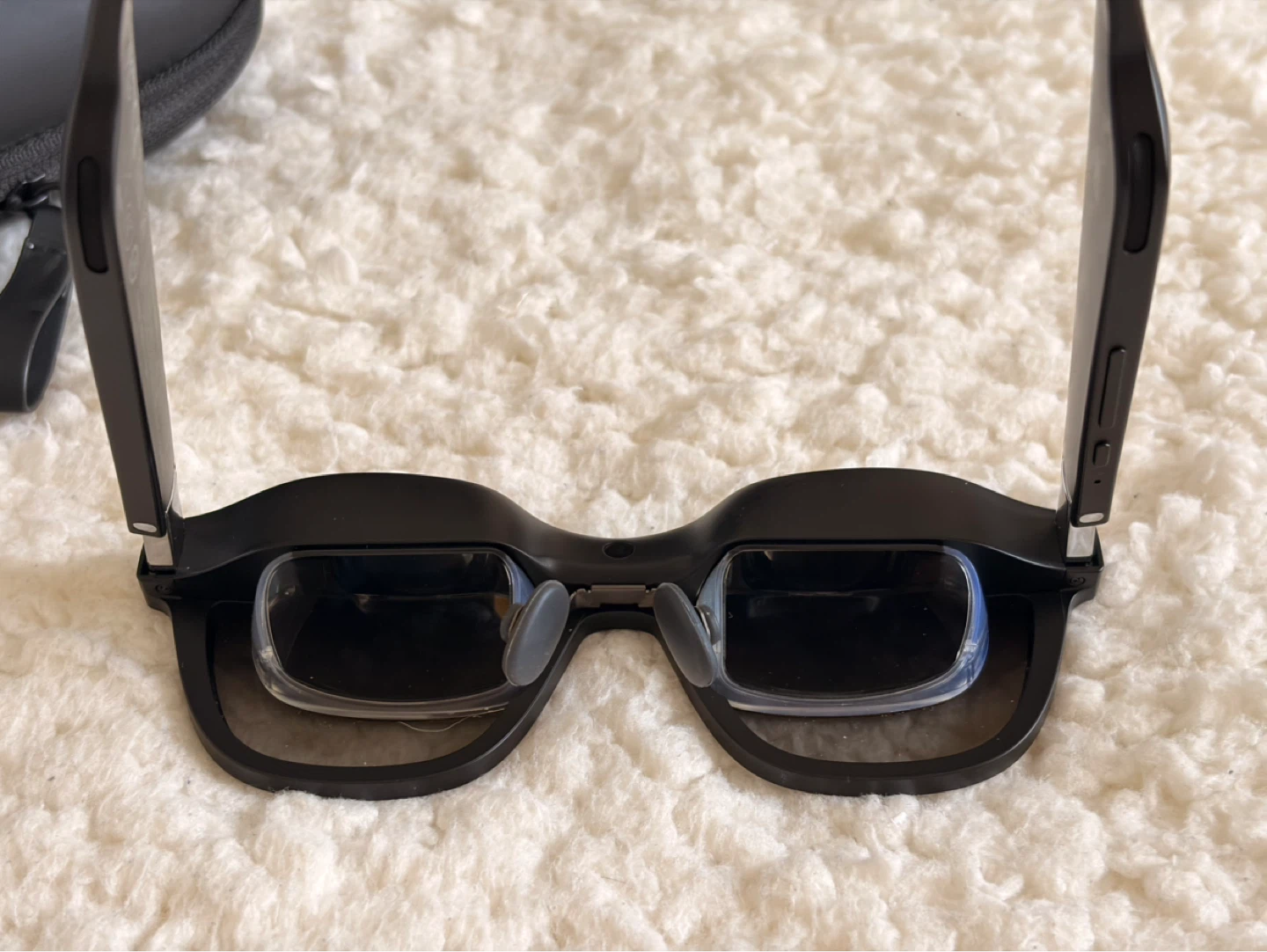 Xreal Air AR Smart Glasses NR-7100RGL with Case - photo 5