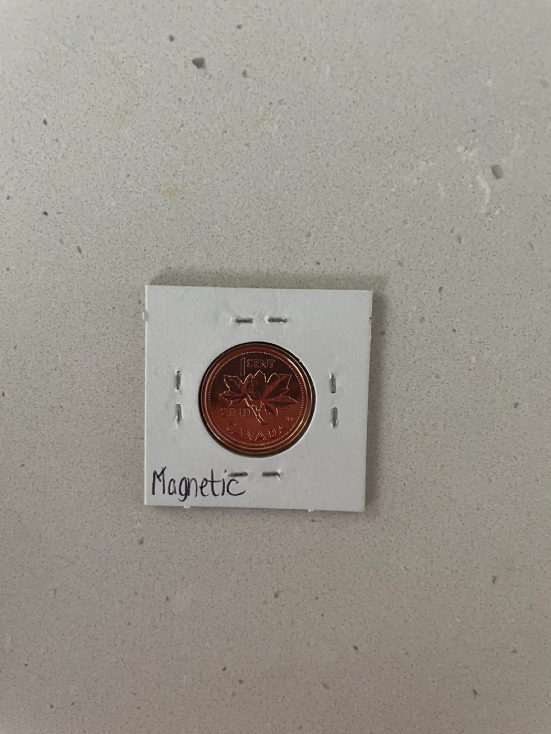 2010 Canada 1 Cent Coin Proof Like Magnetic - photo 2