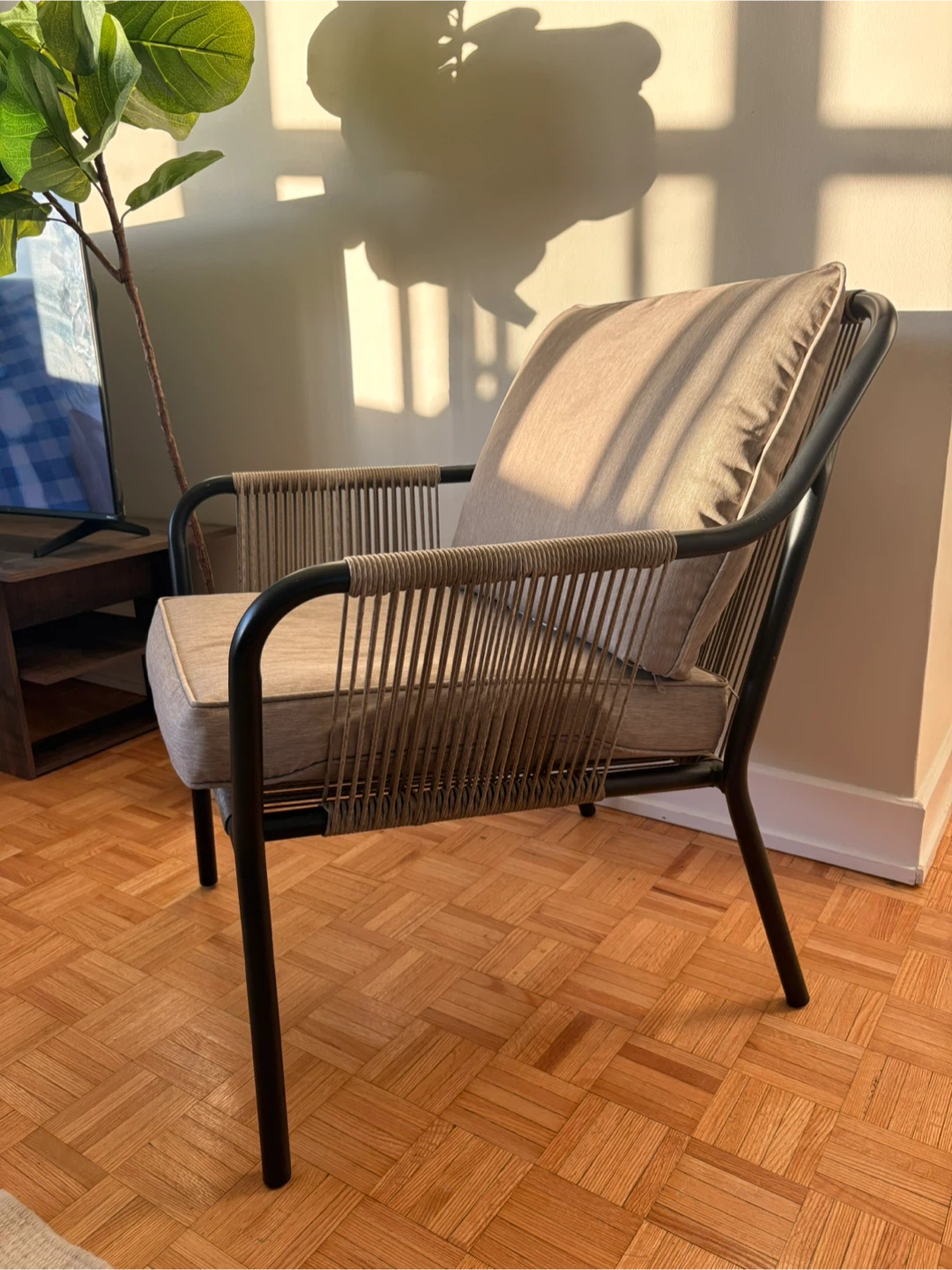 Chair - photo 2
