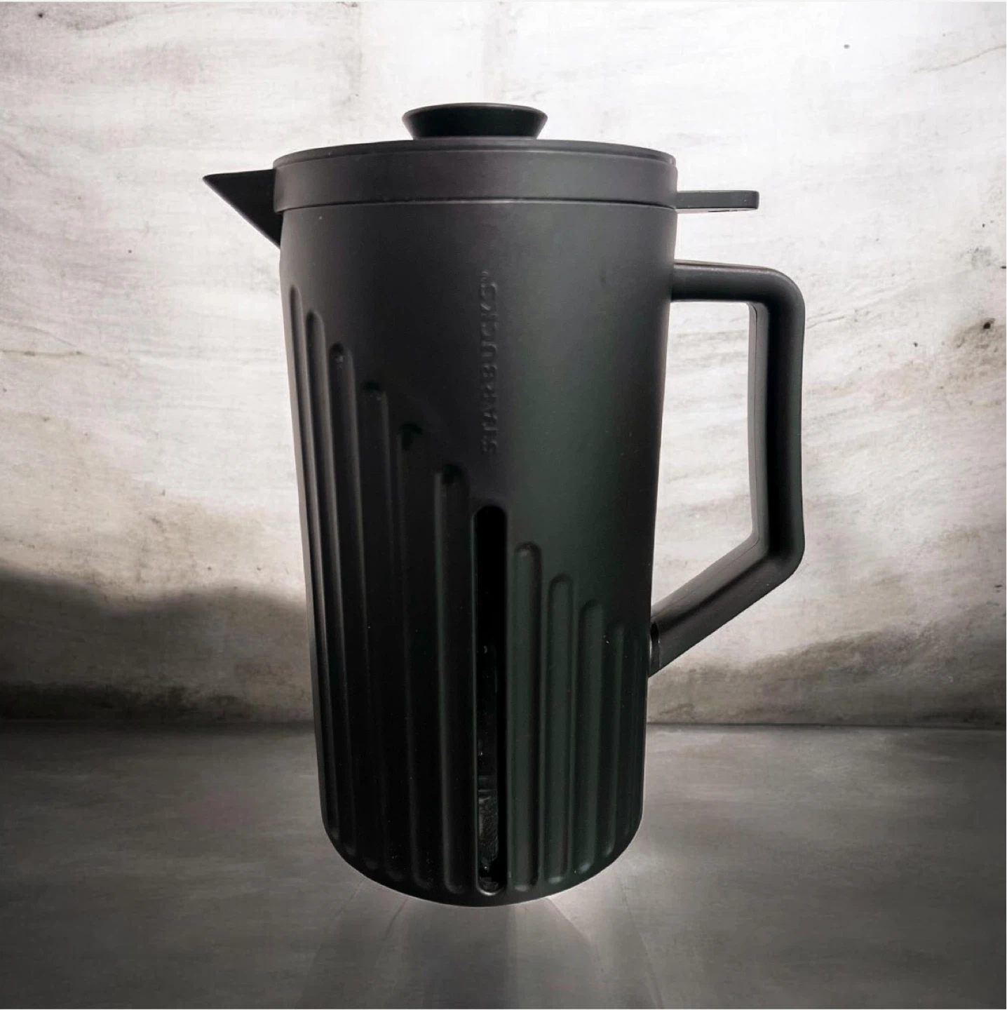 Starbucks 8-Cup Coffee Press – Like New