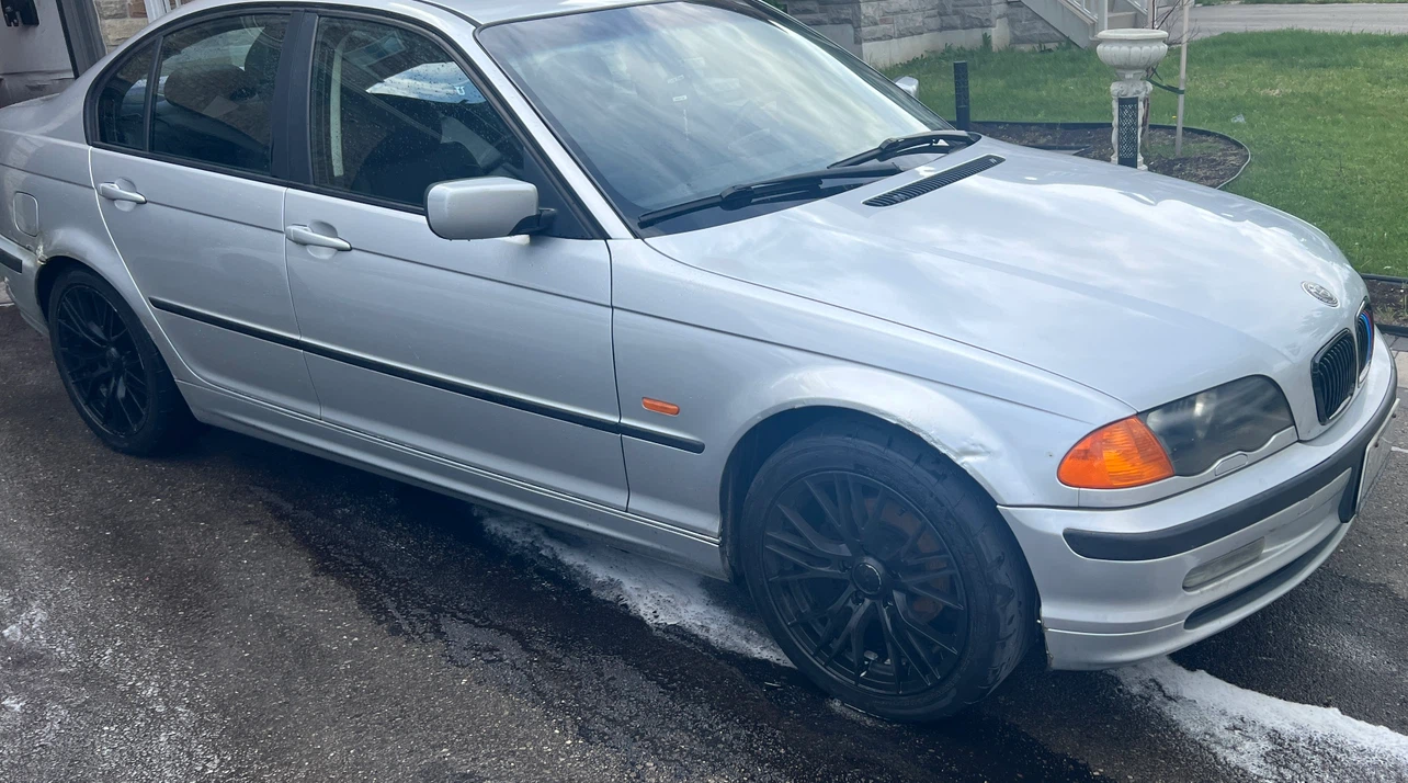 2000 bmw 323i