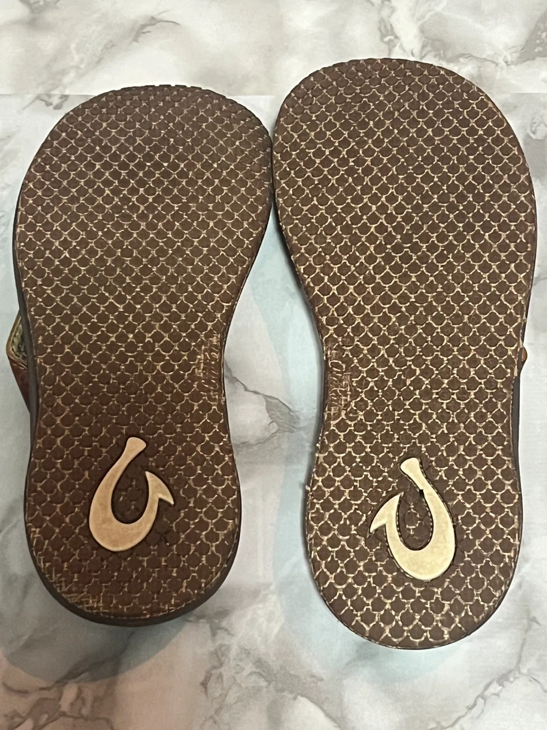 Olukai Flip Flops - photo 4