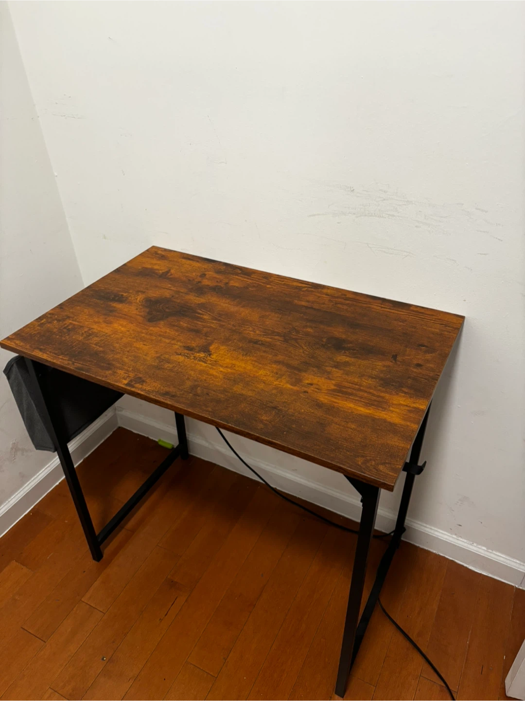 Desk and Chair - photo 3