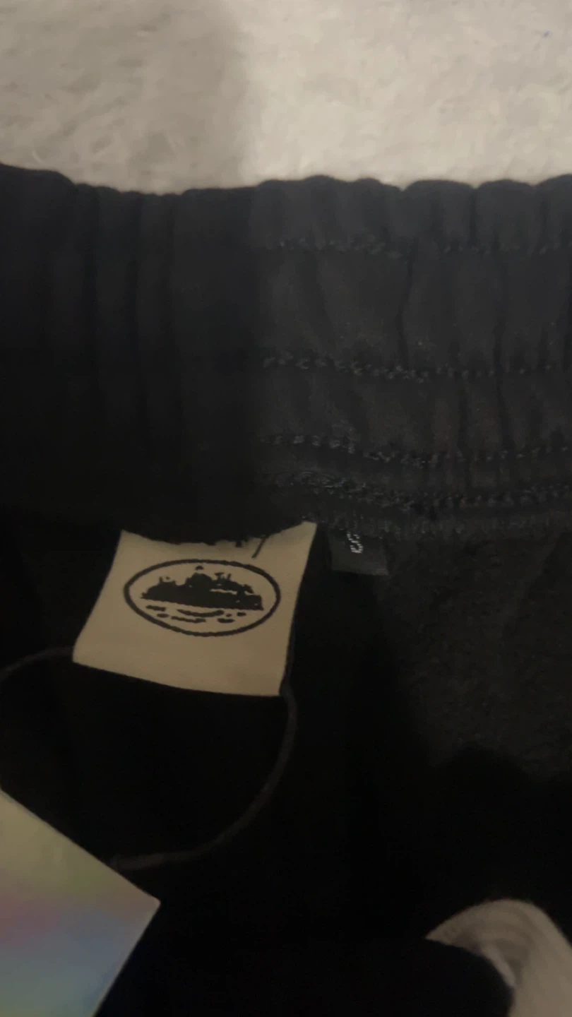 Corteiz Shorts - Black White (Size Small) - photo 2