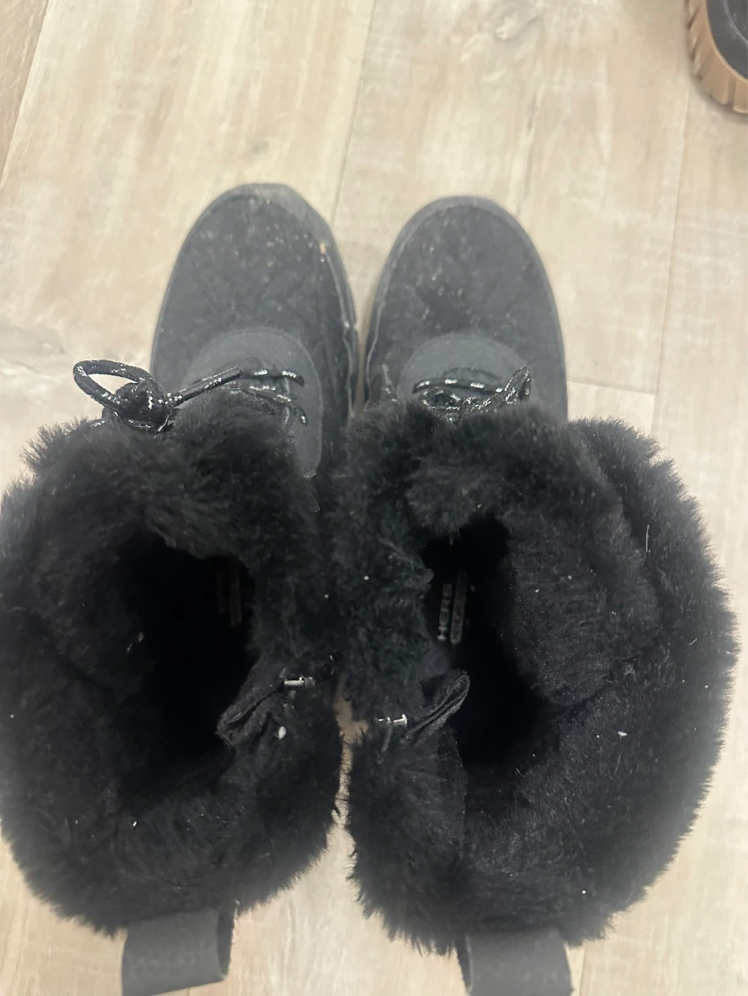 Black Quilted Winter Boots with Fur Lining - photo 4