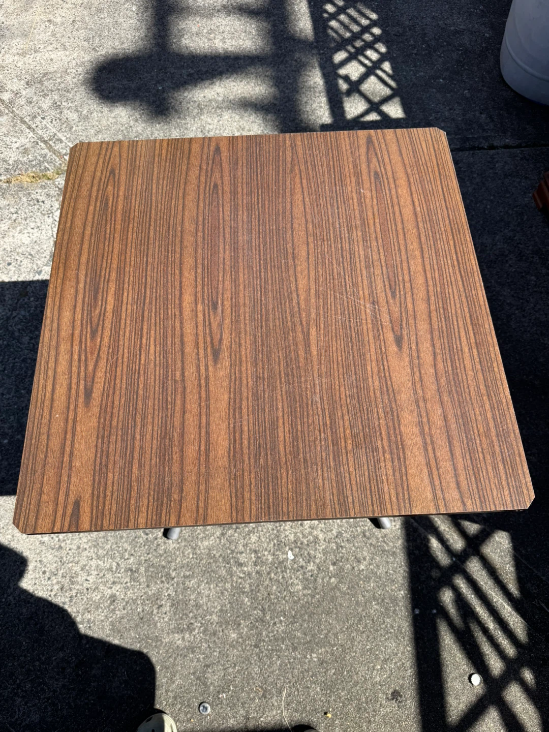 Wood Grain Folding Table + 6 folding chairs