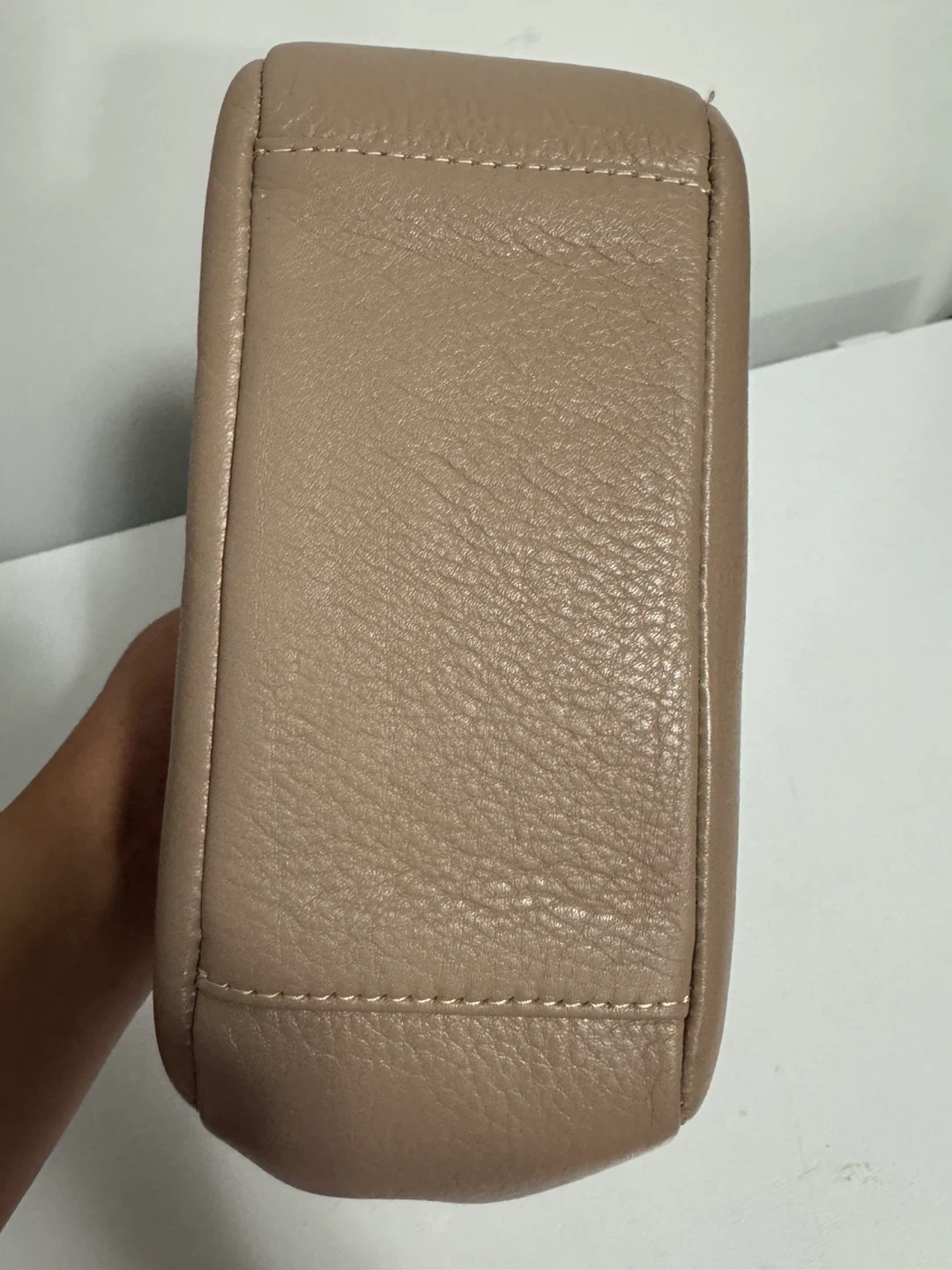 Tan Leather Crossbody Bag with Gold Hardware - photo 3