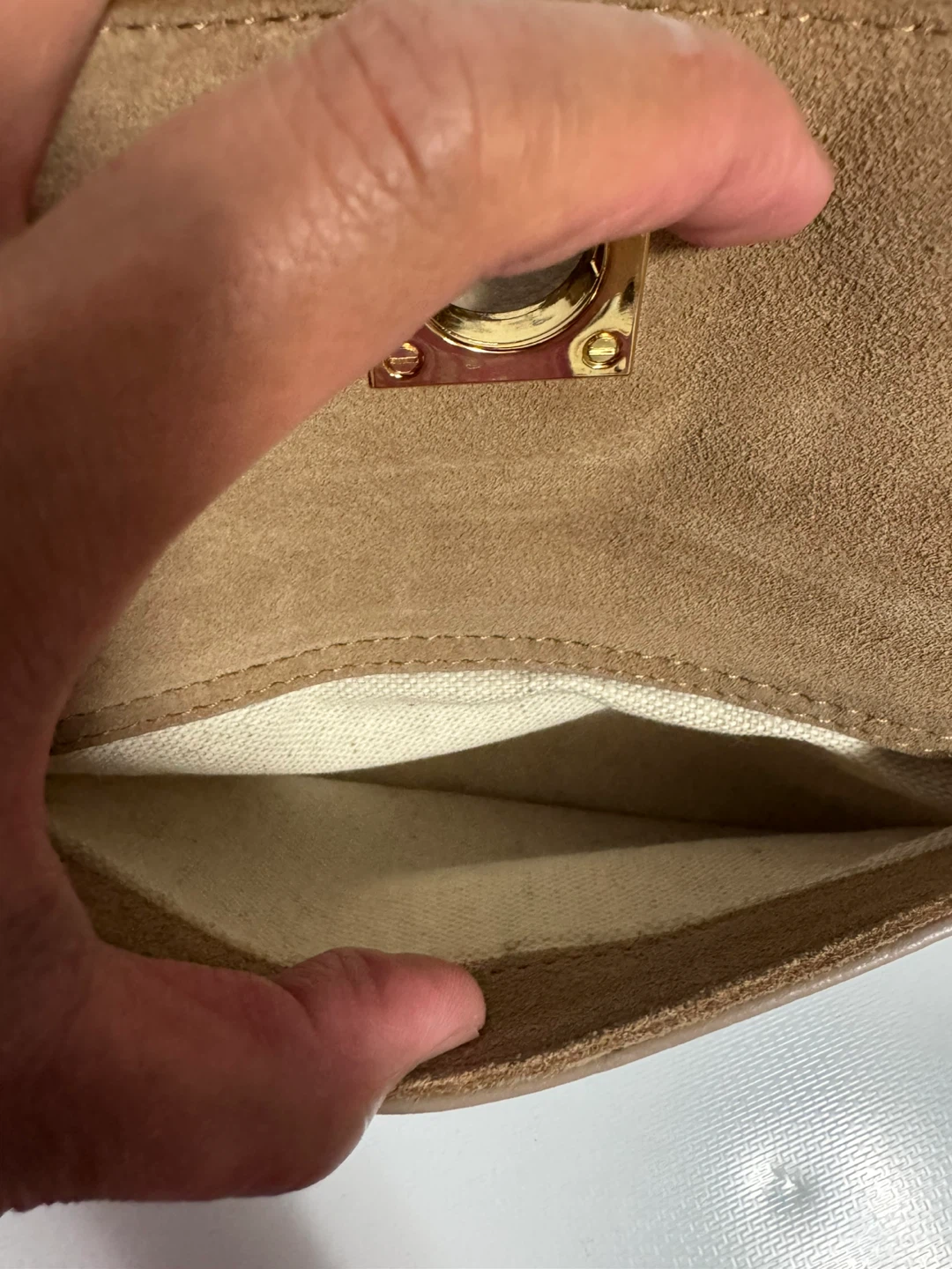 Tan Leather Crossbody Bag with Gold Hardware - photo 5