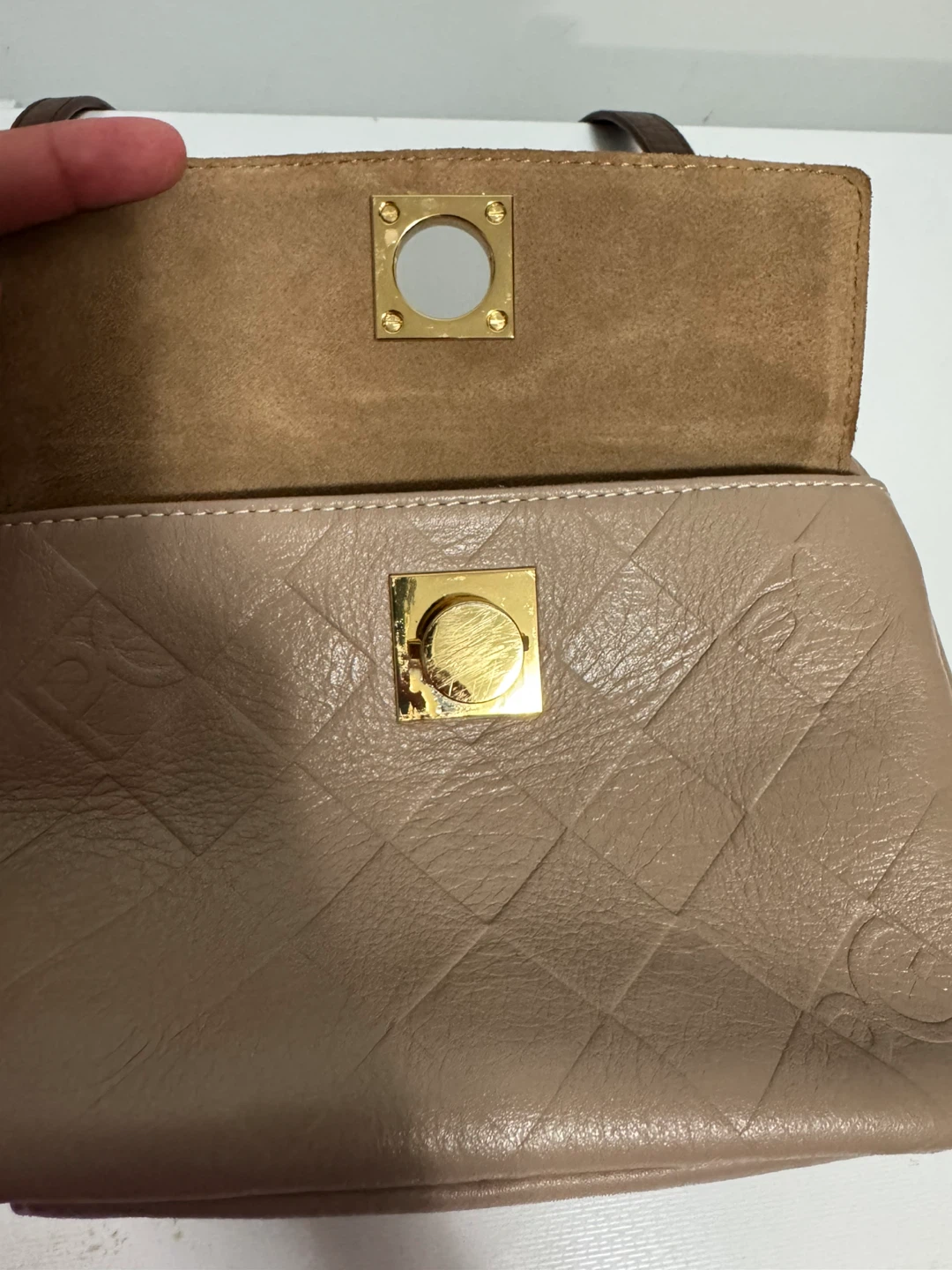 Tan Leather Crossbody Bag with Gold Hardware - photo 4