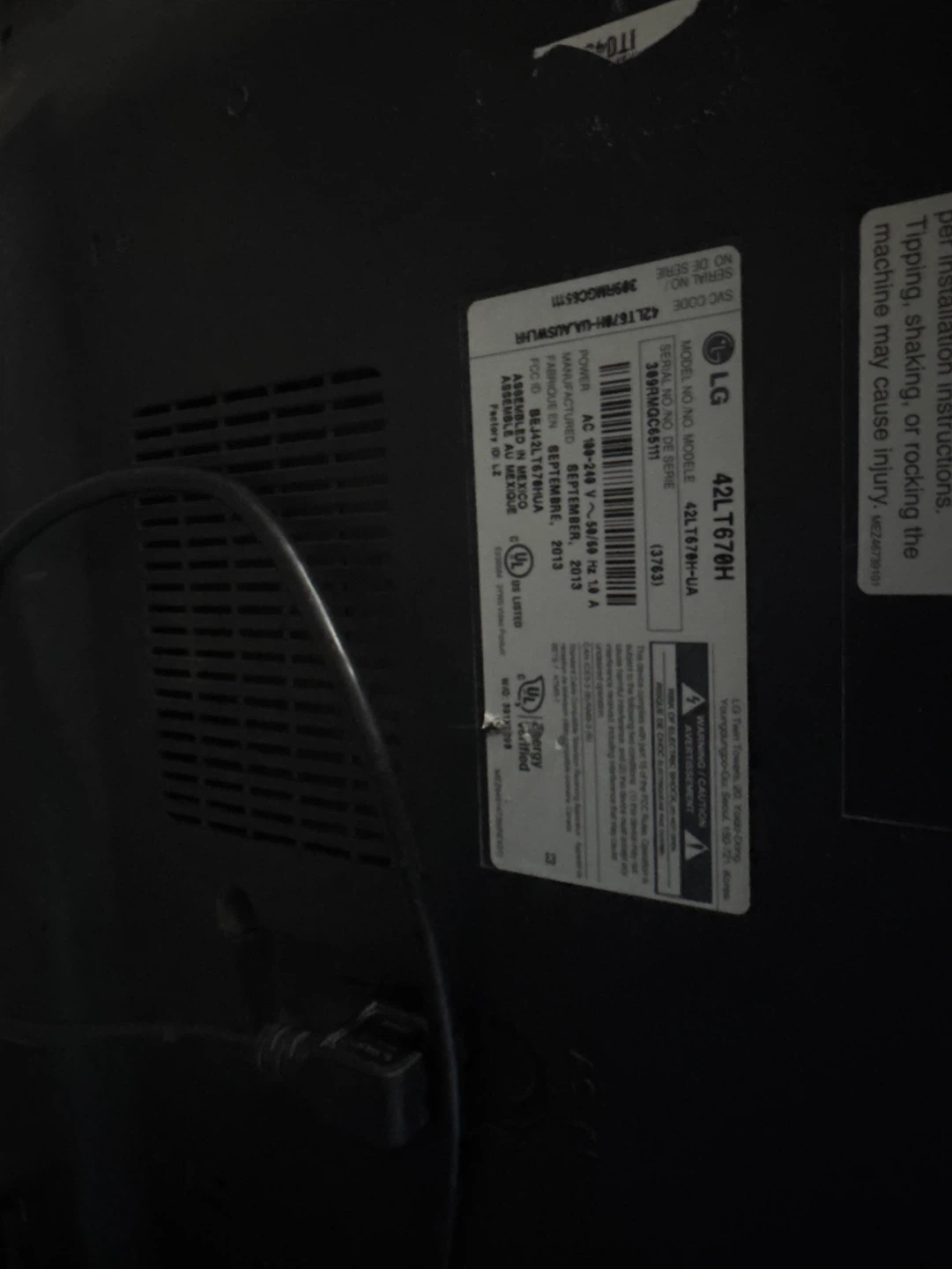 LG 42" TV - photo 2