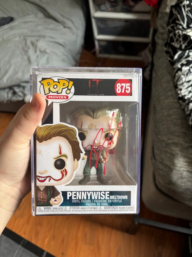 Bill skarsgård signed funko pop - photo 2