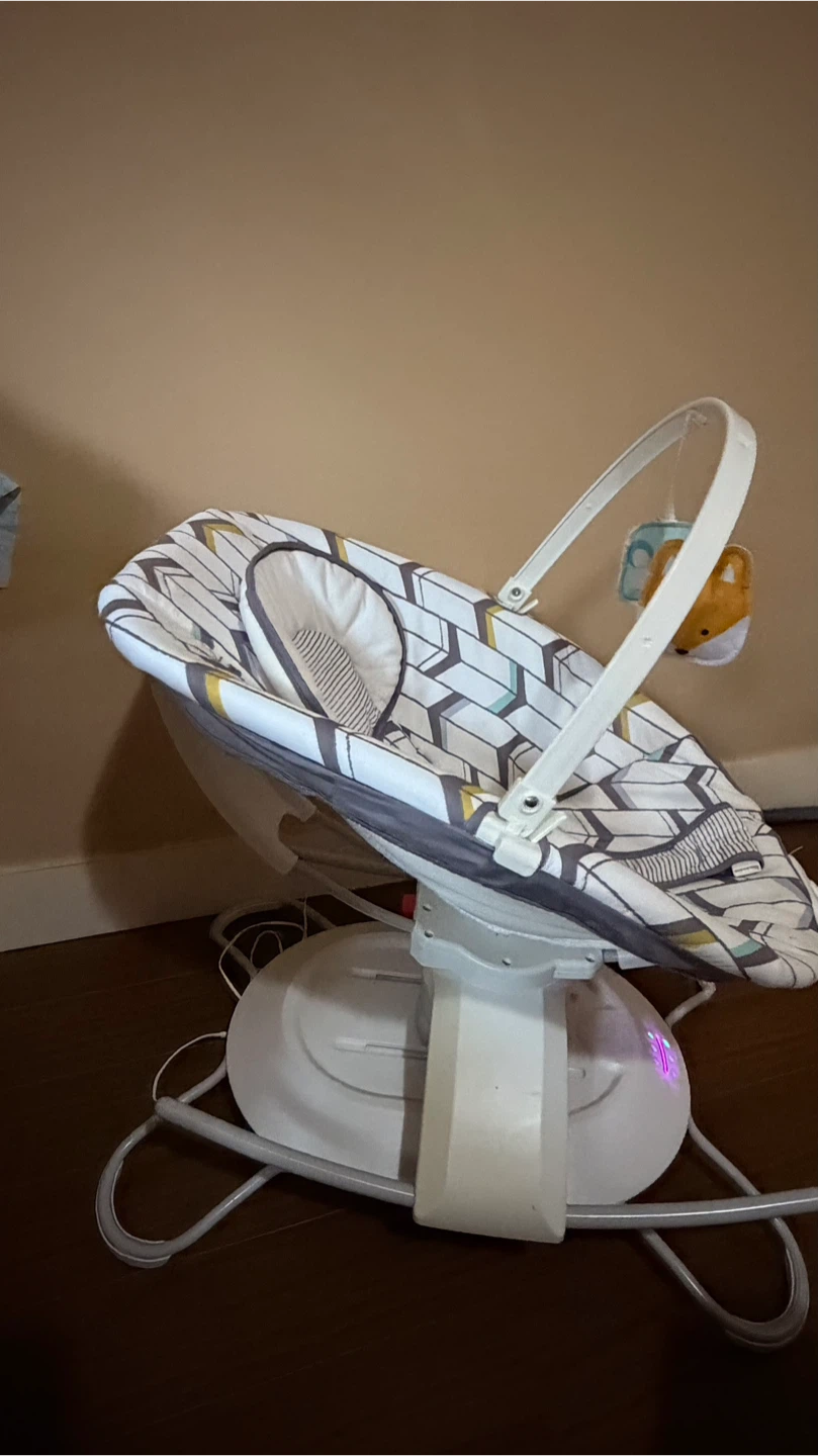 Baby Bouncer Swing – Excellent Condition - photo 3