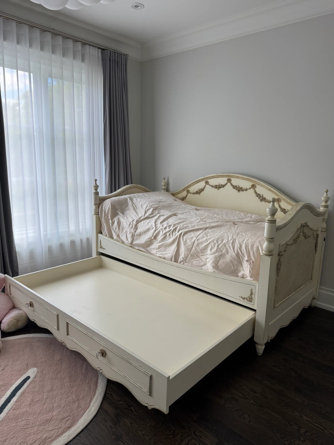 White Daybed with Trundle - photo 3