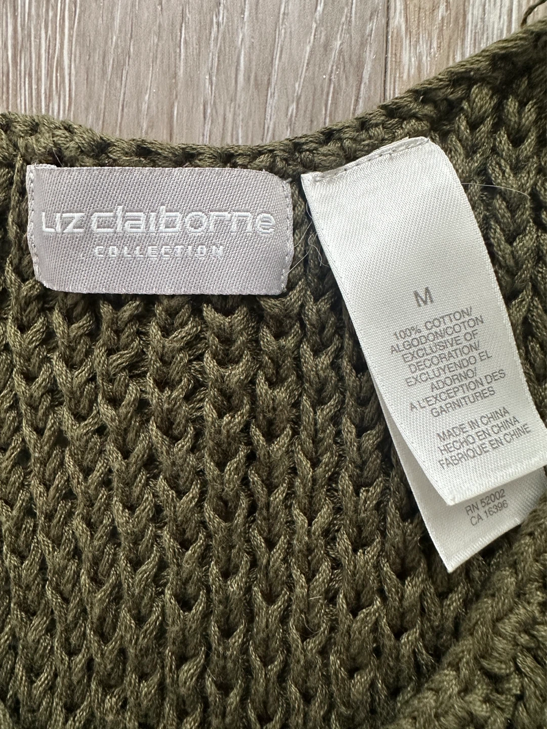 Liz Claiborne Collection Green Knit Vest with Wooden Beads - photo 2