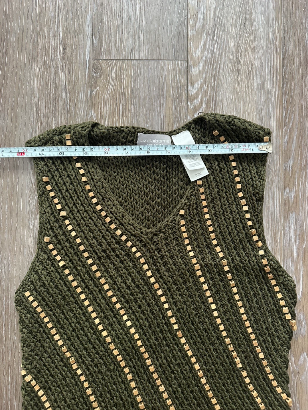 Liz Claiborne Collection Green Knit Vest with Wooden Beads - photo 5
