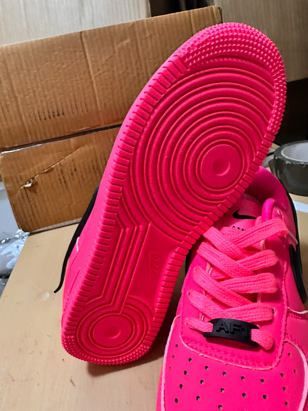 Nike Air Force 1 AMBUSH "Pink Neon" Size 5.5 - photo 3