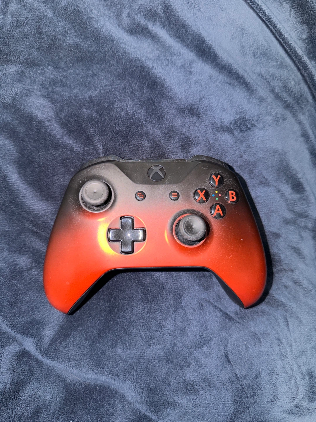 Xbox One Controller - Red and black
