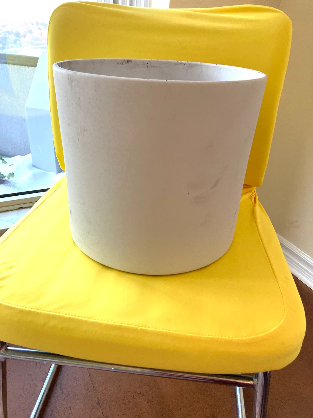 Large White Round Planter Pot - photo 2