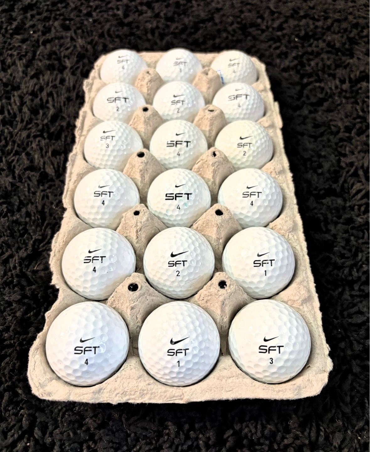 18 Nike SFT Golf Balls