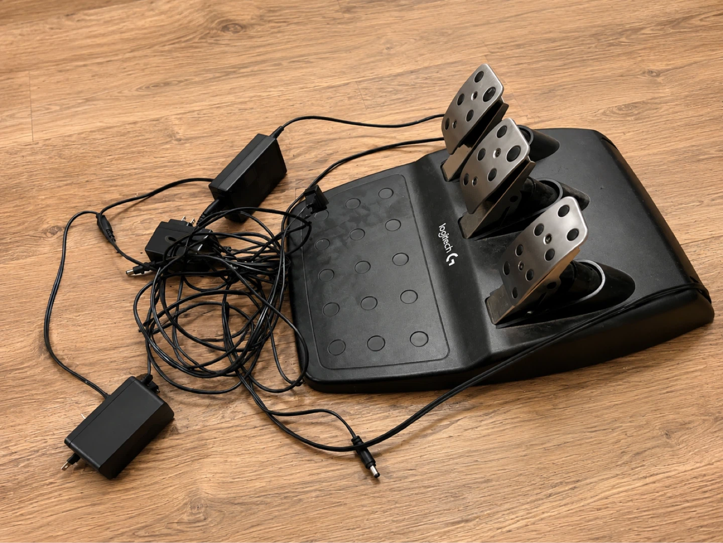Logitech G G29 Racing Wheel and Pedals - photo 4