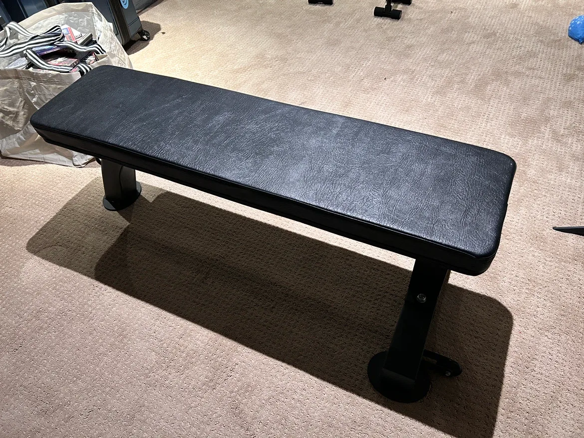 Fit505 Commercial Flat Weight Bench – Heavy Duty Gym Bench