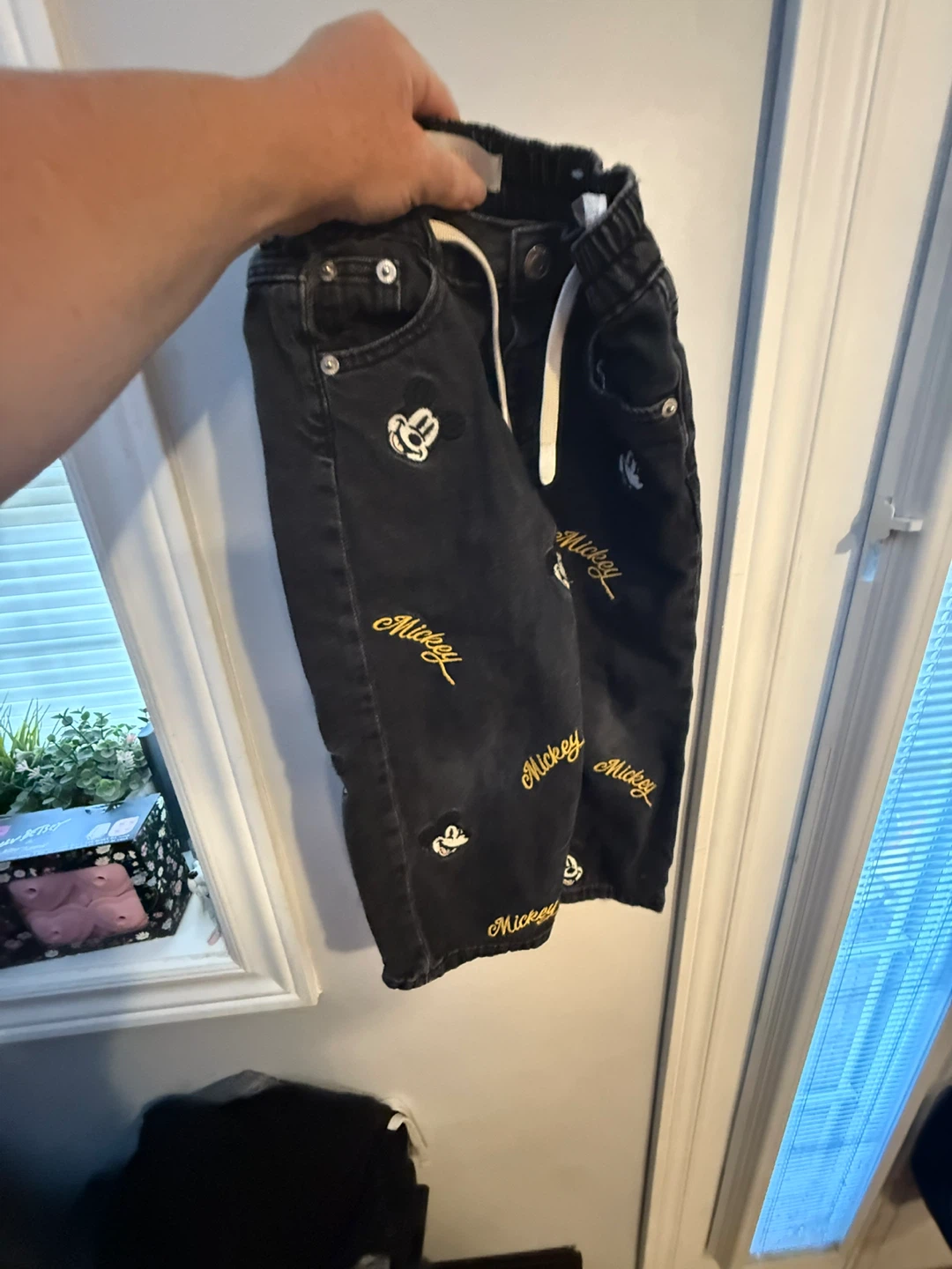 Zara Mickey Mouse Embroidered Black Denim Jeans - photo 5