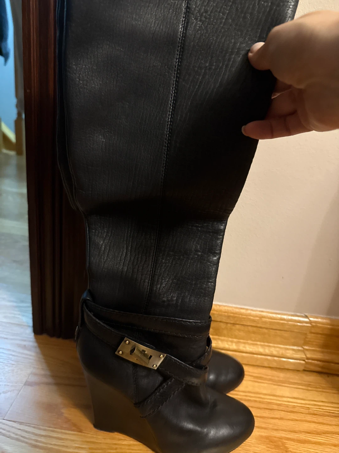 BCBGMAXAZRIA Black Leather Wedge Boots