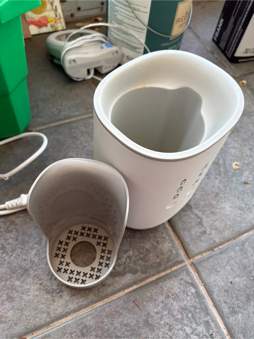 Tommee Tippee Bottle Warmer - photo 3