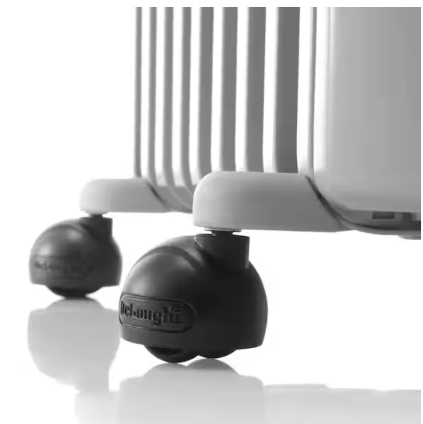 DeLonghi Radia S ECO Digital Full Room Radiant Heater - photo 3
