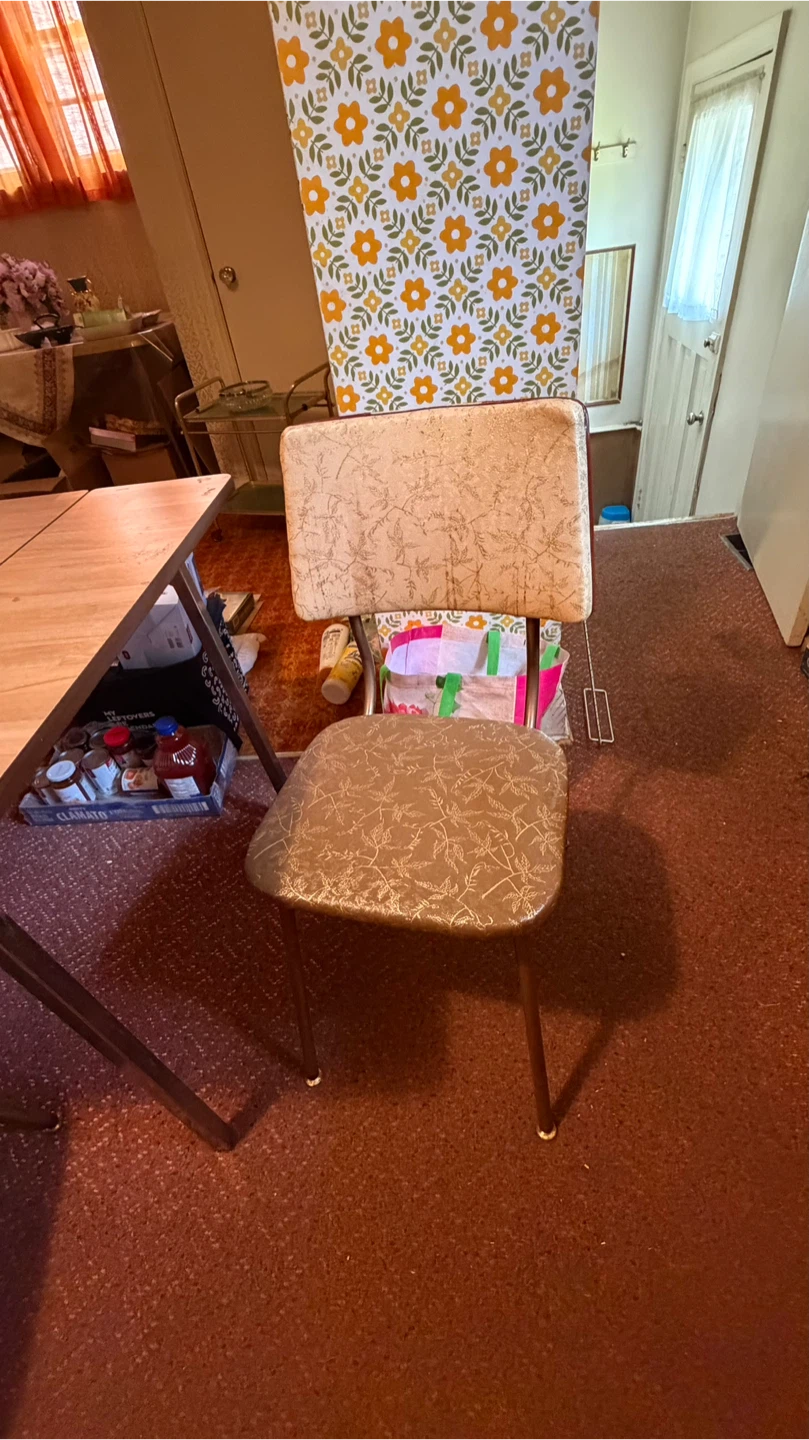 Vintage Kitchen Table and Chairs Set - photo 2