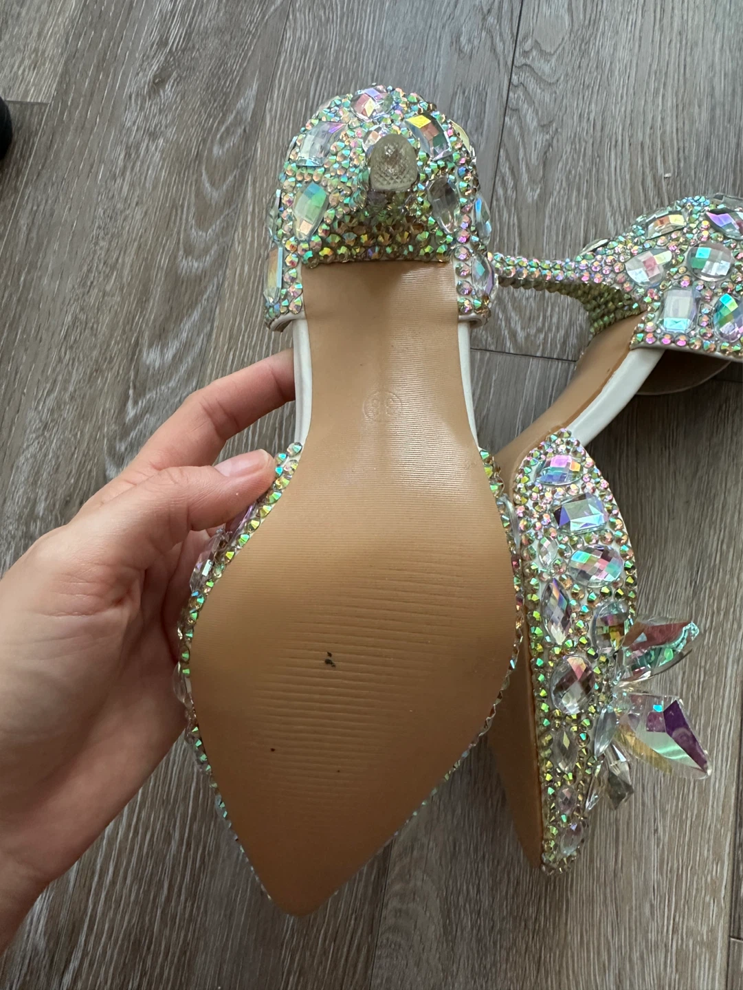 NEW Cinderella Crystal Queen Embellished Heels Size 38 - photo 4