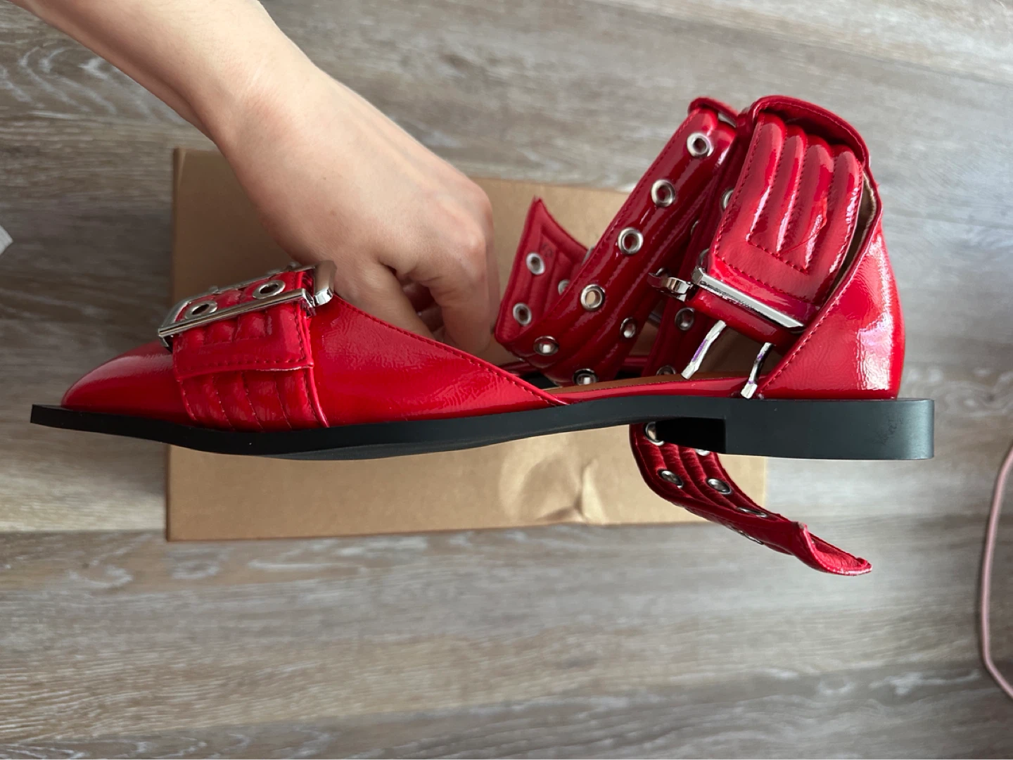 NEW Red Pointed Toe Flat Sandals with Buckle - photo 3