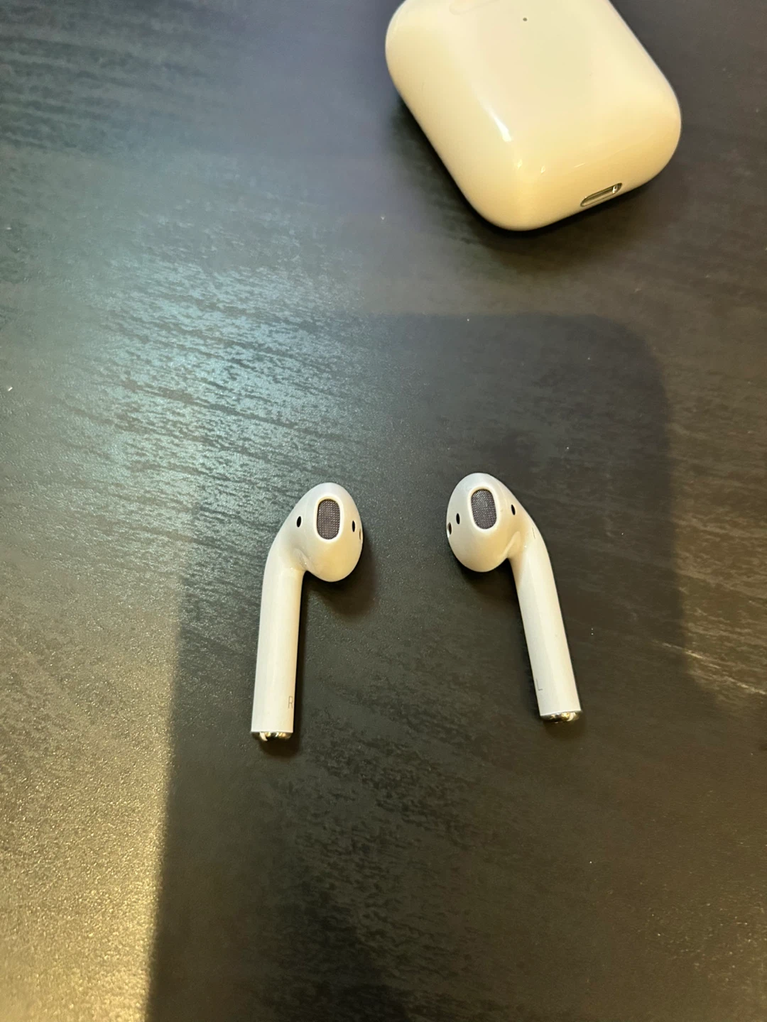 Excellent condition Airpods 1 - photo 4