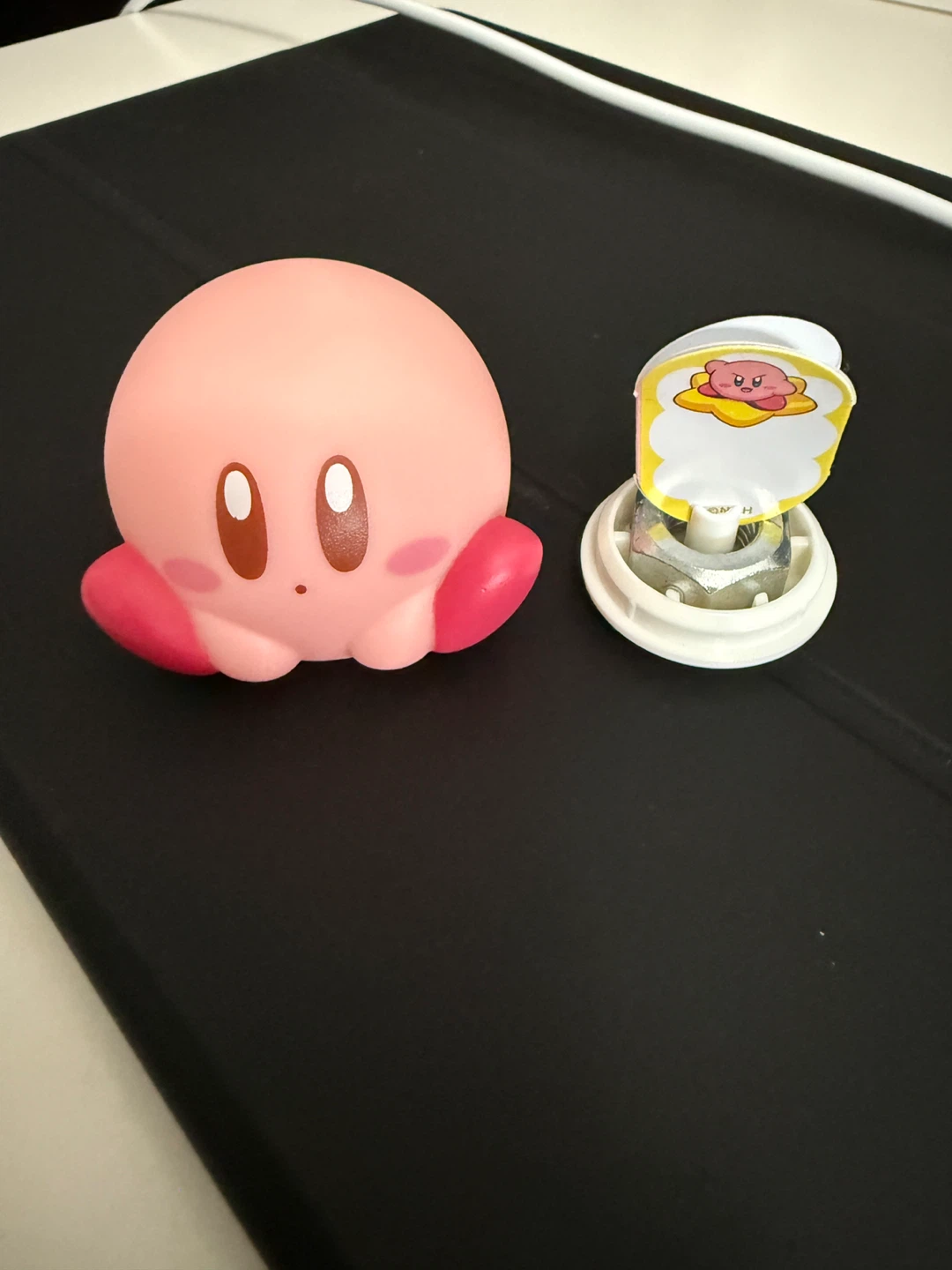 Kirby Gashapon Figure - photo 2
