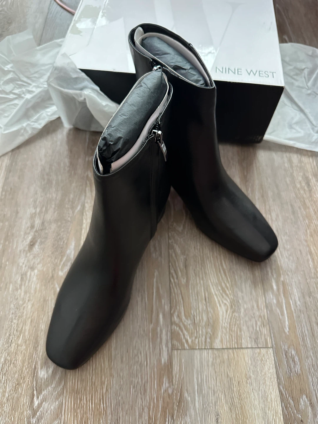 NEW Nine West Black Ankle Boots Size US8