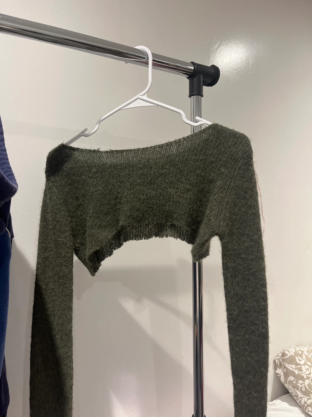 Green Shrug Sweater with Pink Stitching