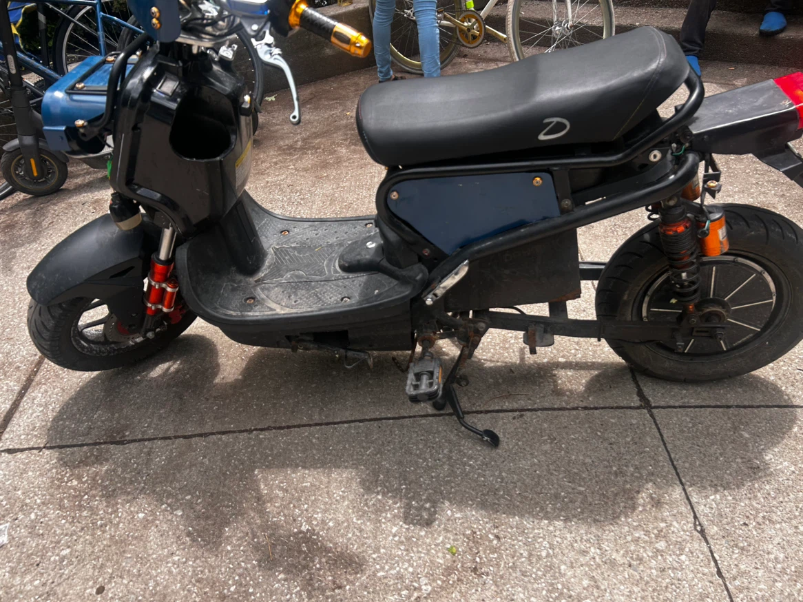 Daymak Eagle Deluxe 84V Electric Scooter