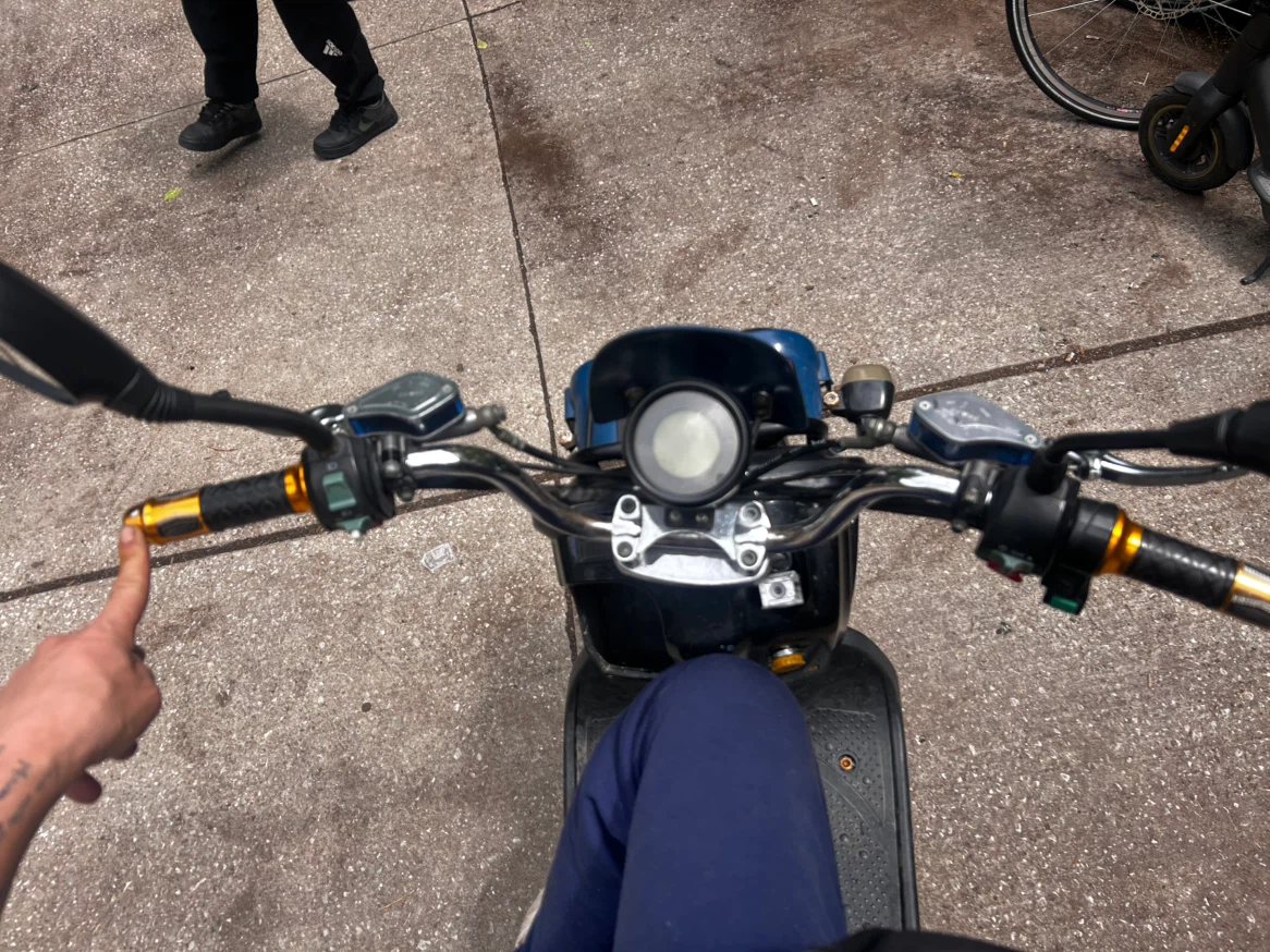 Daymak Eagle Deluxe 84V Electric Scooter - photo 4