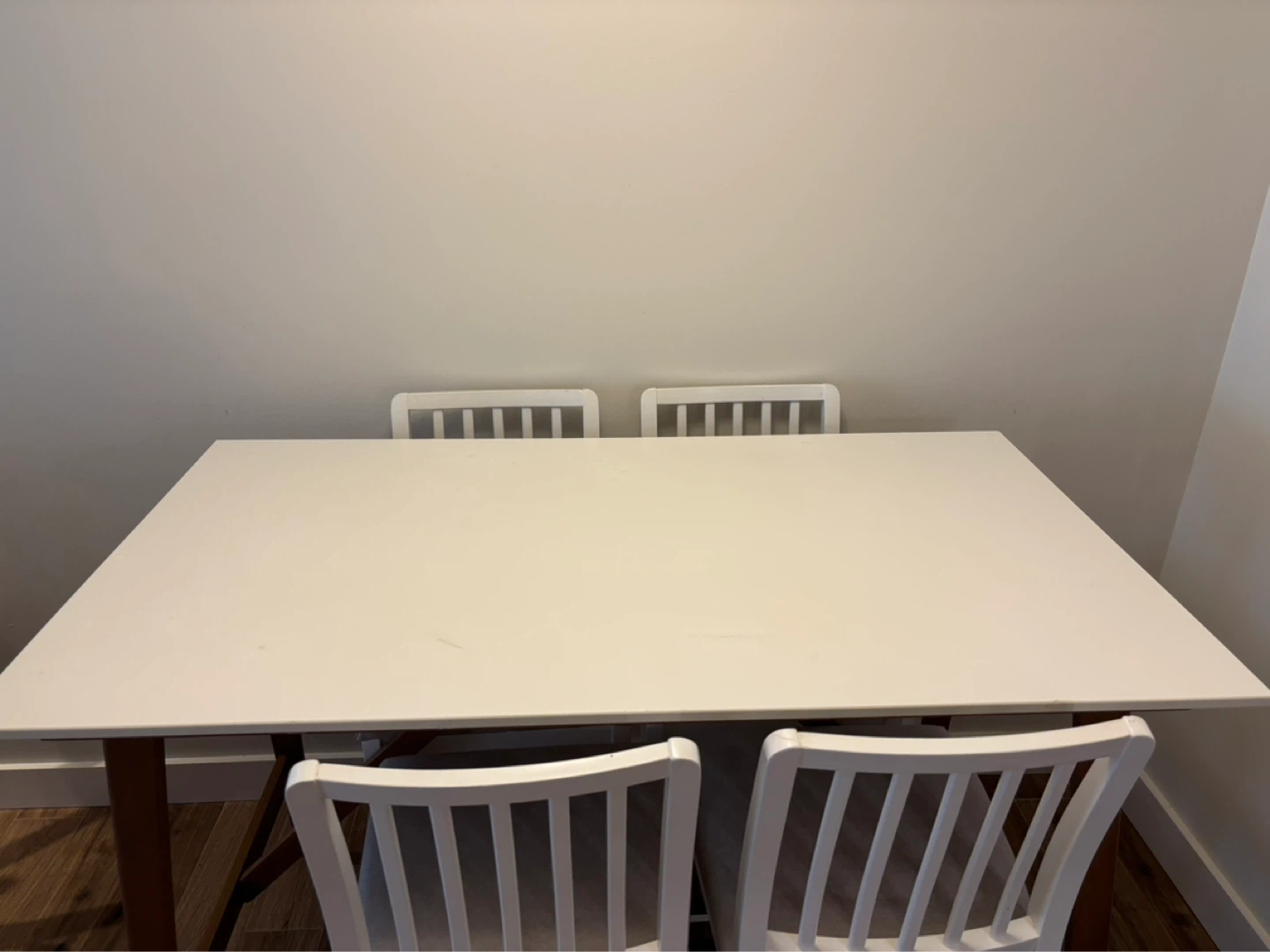 White High-Top Dining Table with 4 Chairs - photo 3