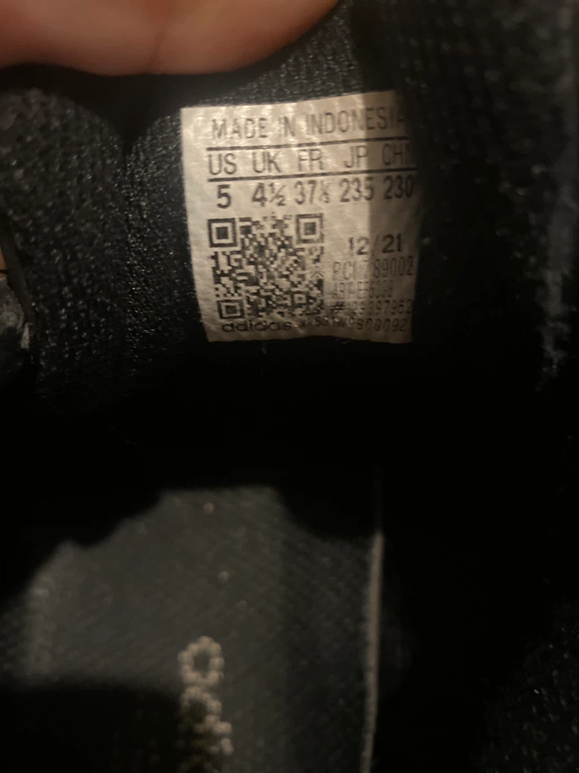 Adidas shoes - photo 5