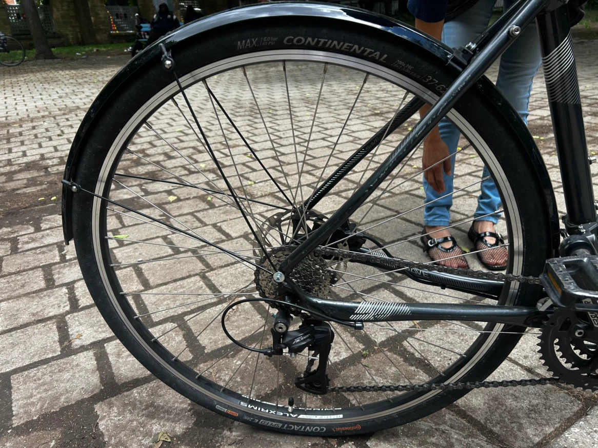 Cannondale Hybrid Bike - photo 4