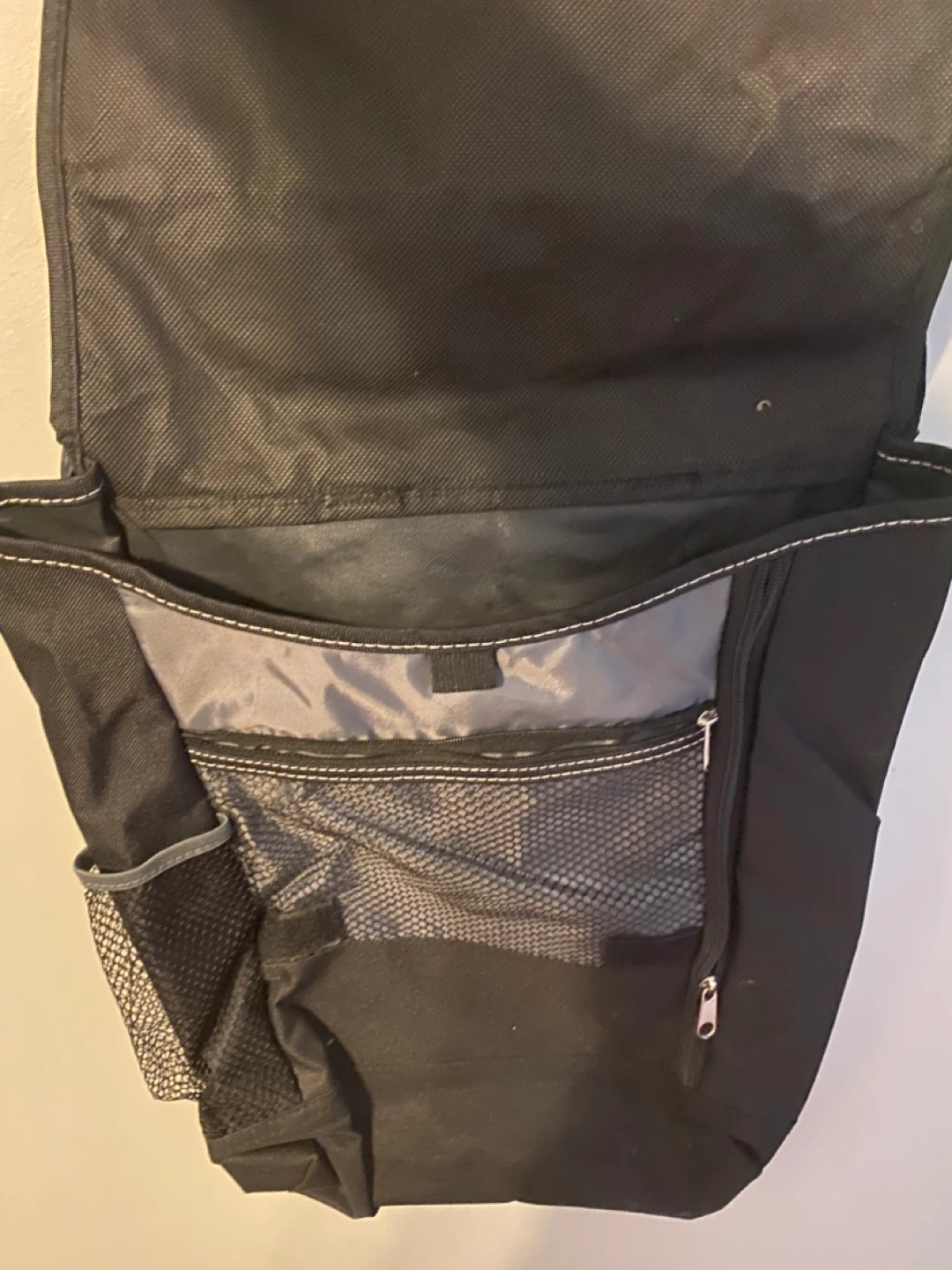 Canadian Themed Messenger Bag - photo 2