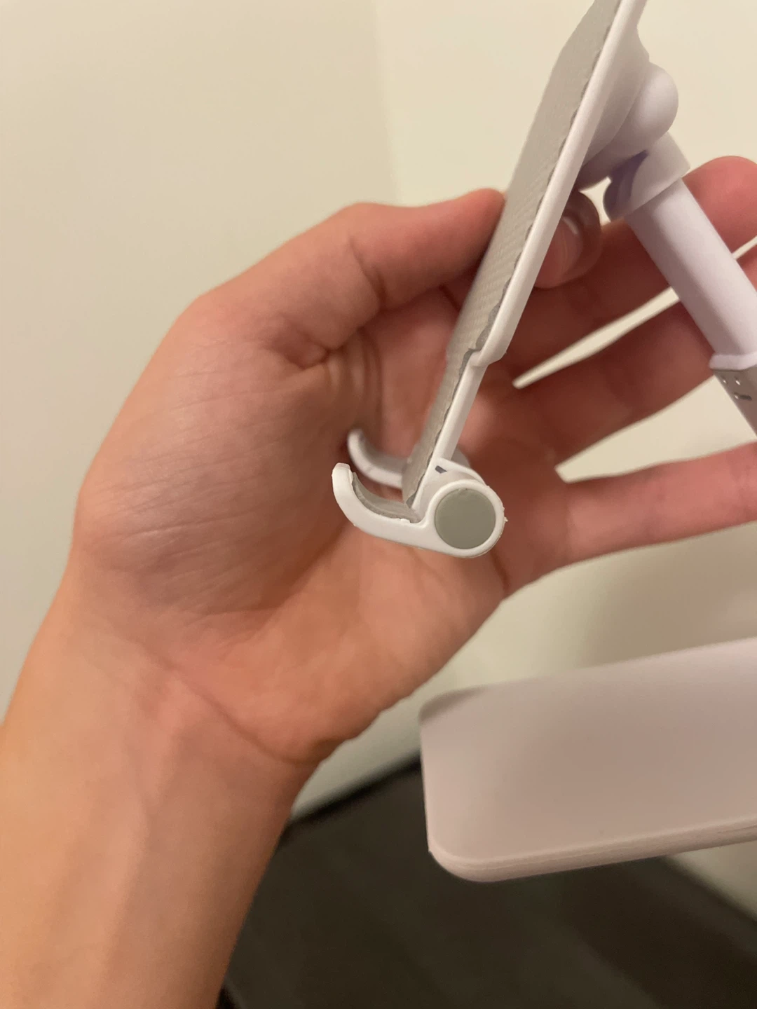 White Adjustable Cell Phone Stand - photo 4