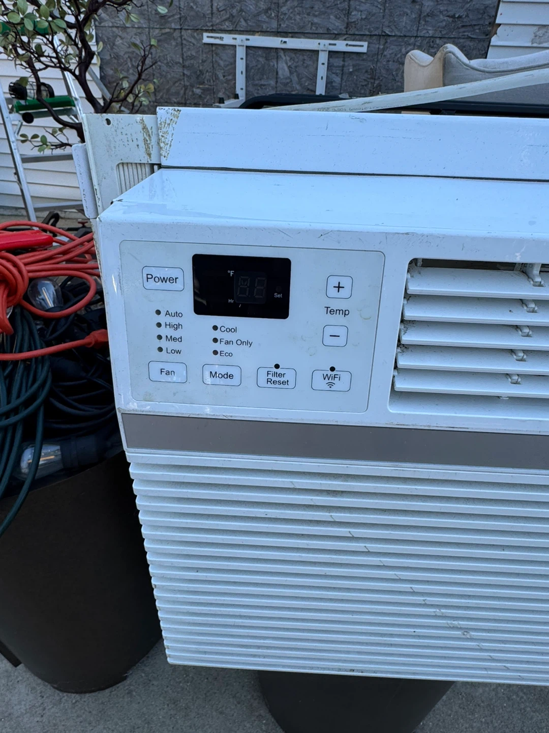 GE 8,000 BTU Window Air Conditioner - photo 2