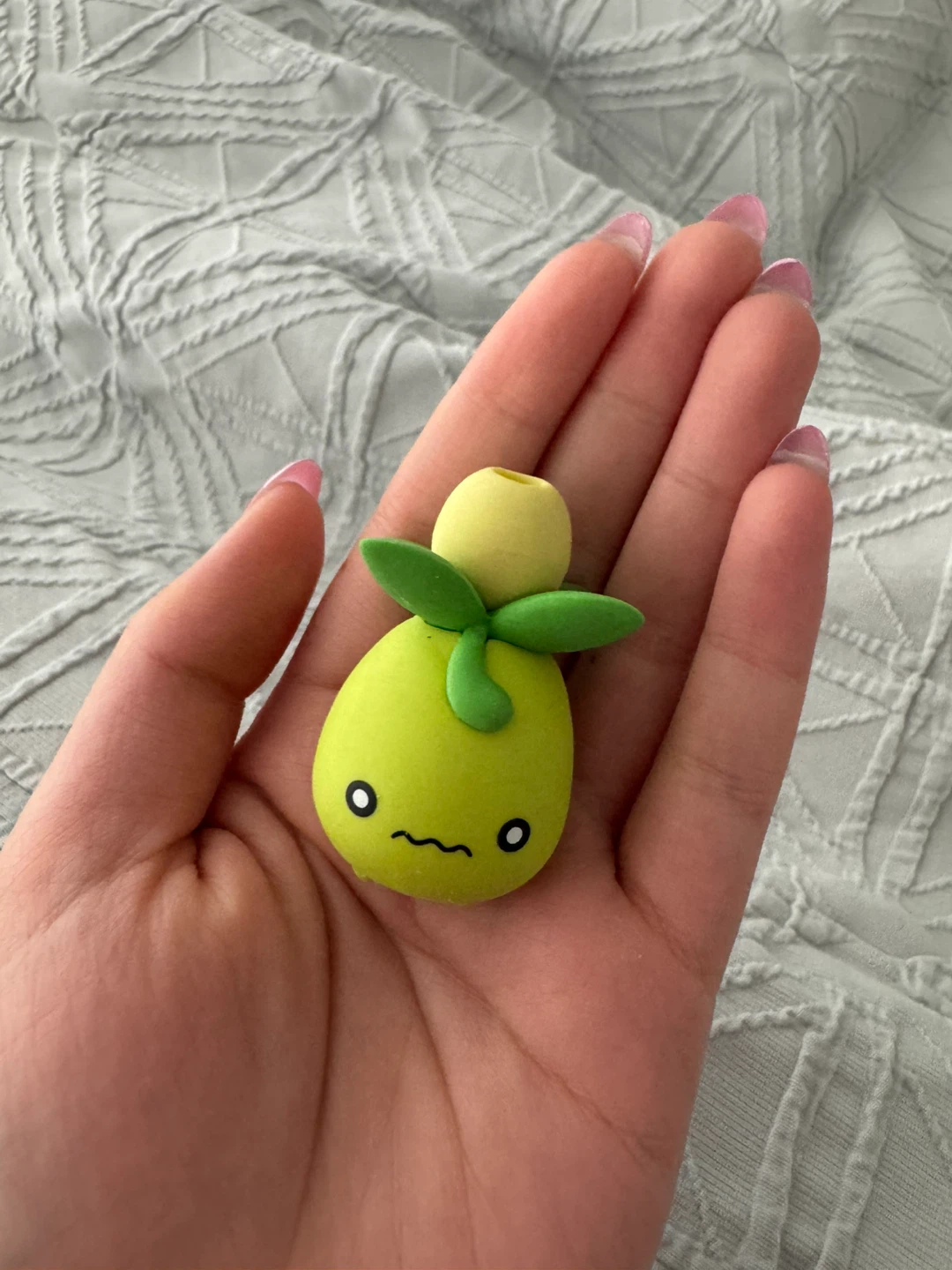 Cute Swinub & Oddish Eraser Figurines - photo 3