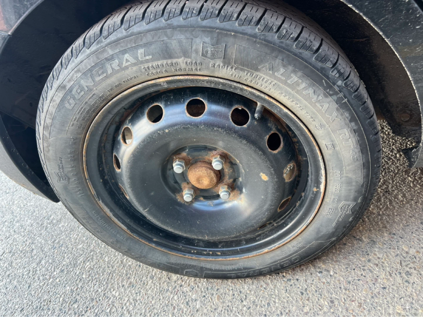 Tire - 185/60R15 (Tire only)