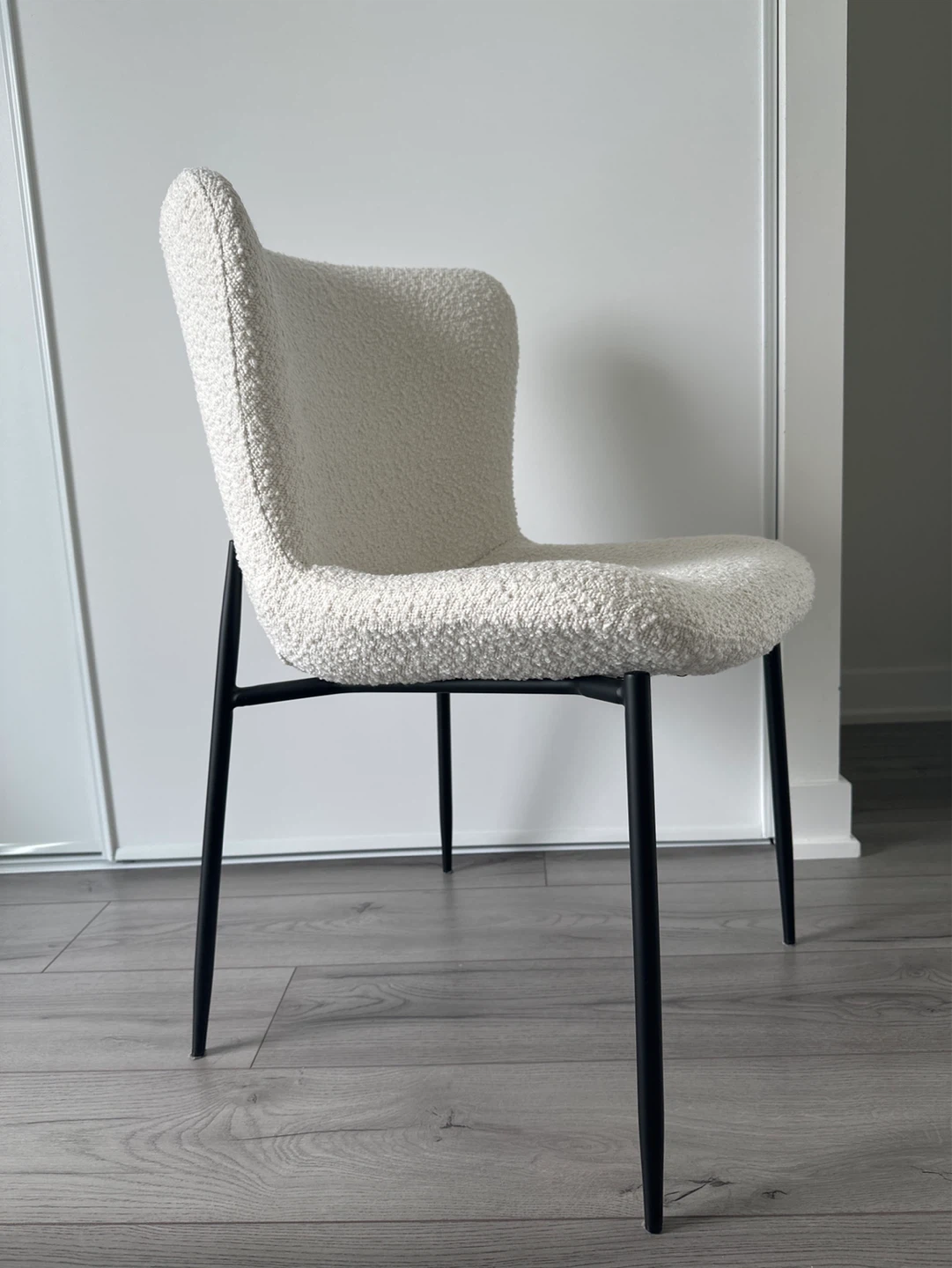 White Bouclé Accent Chair - photo 3