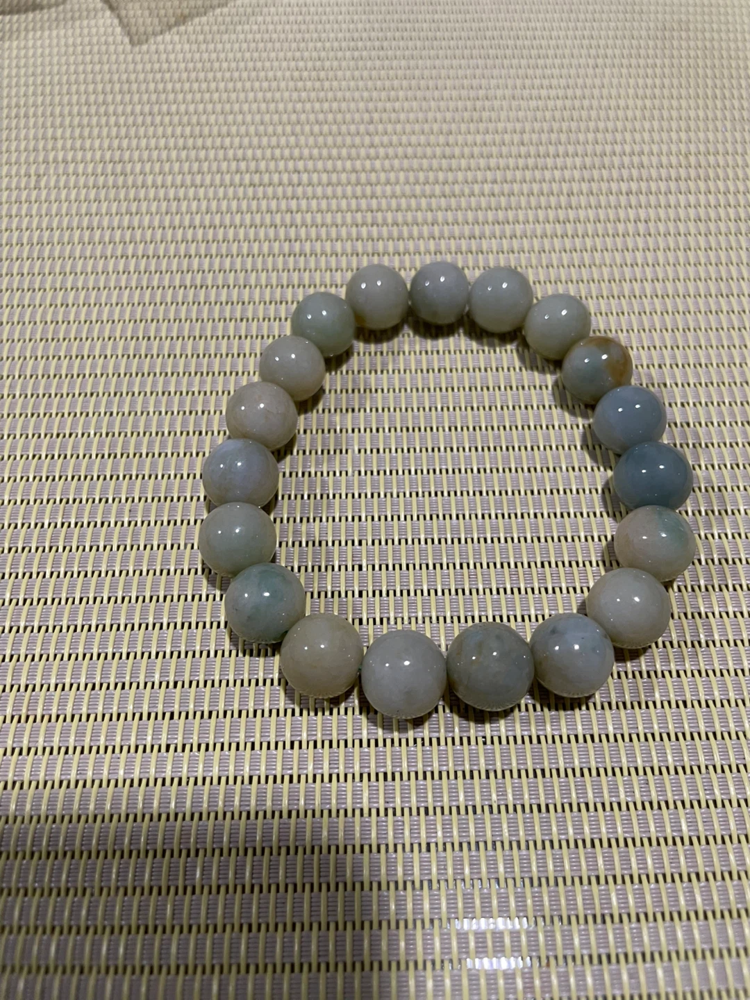 Jade Bead Bracelet - photo 2